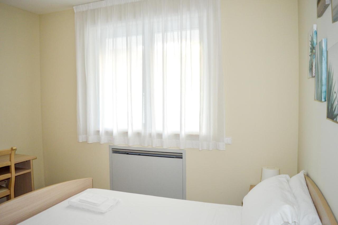Homiday - Cerrano Park Resort Пинето Экстерьер фото
