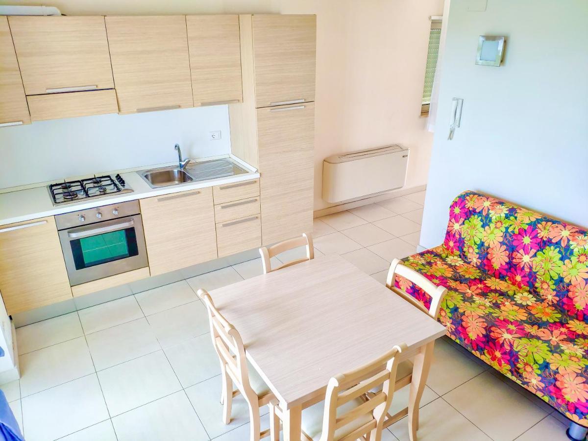 Homiday - Cerrano Park Resort Пинето Экстерьер фото