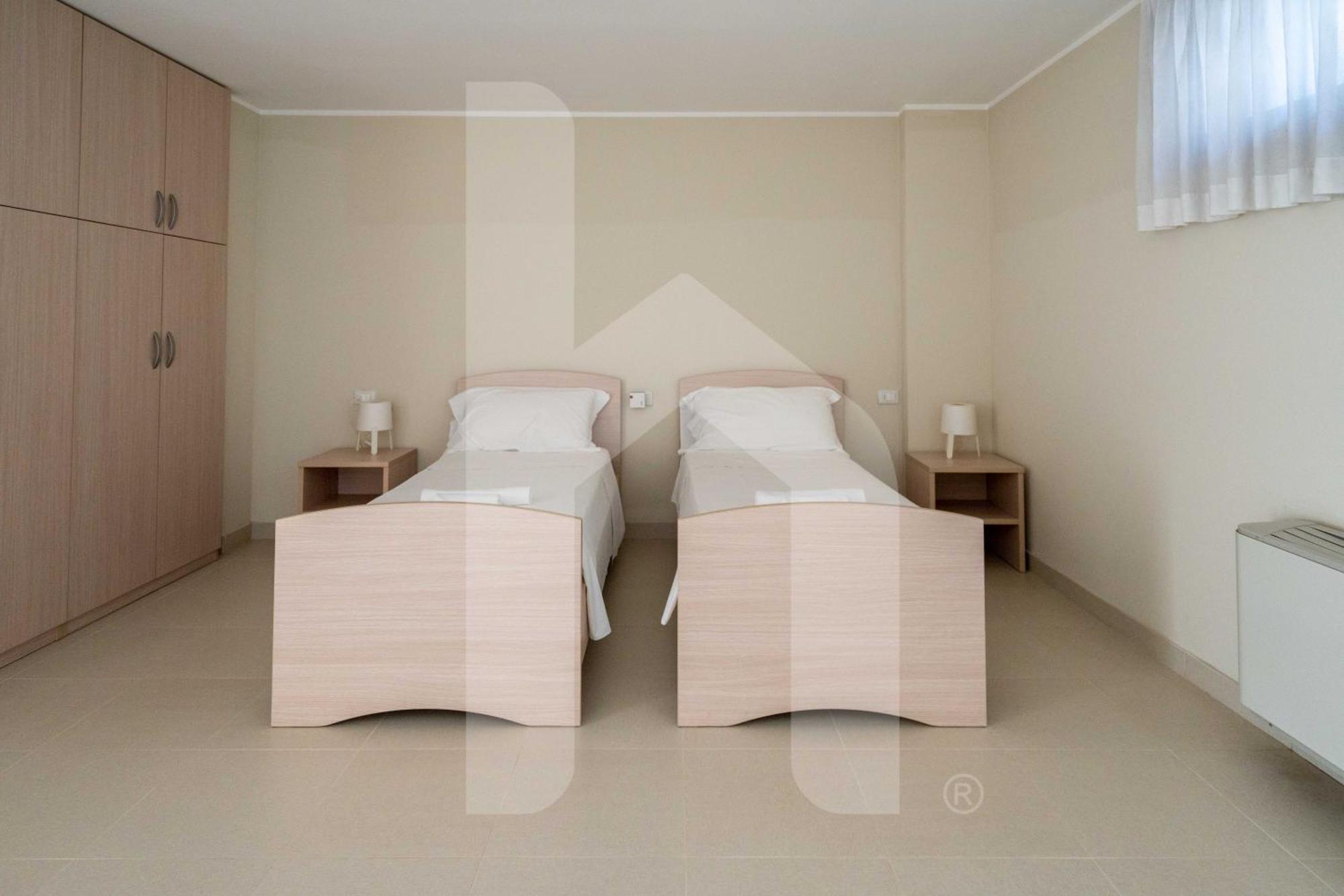 Homiday - Cerrano Park Resort Пинето Экстерьер фото