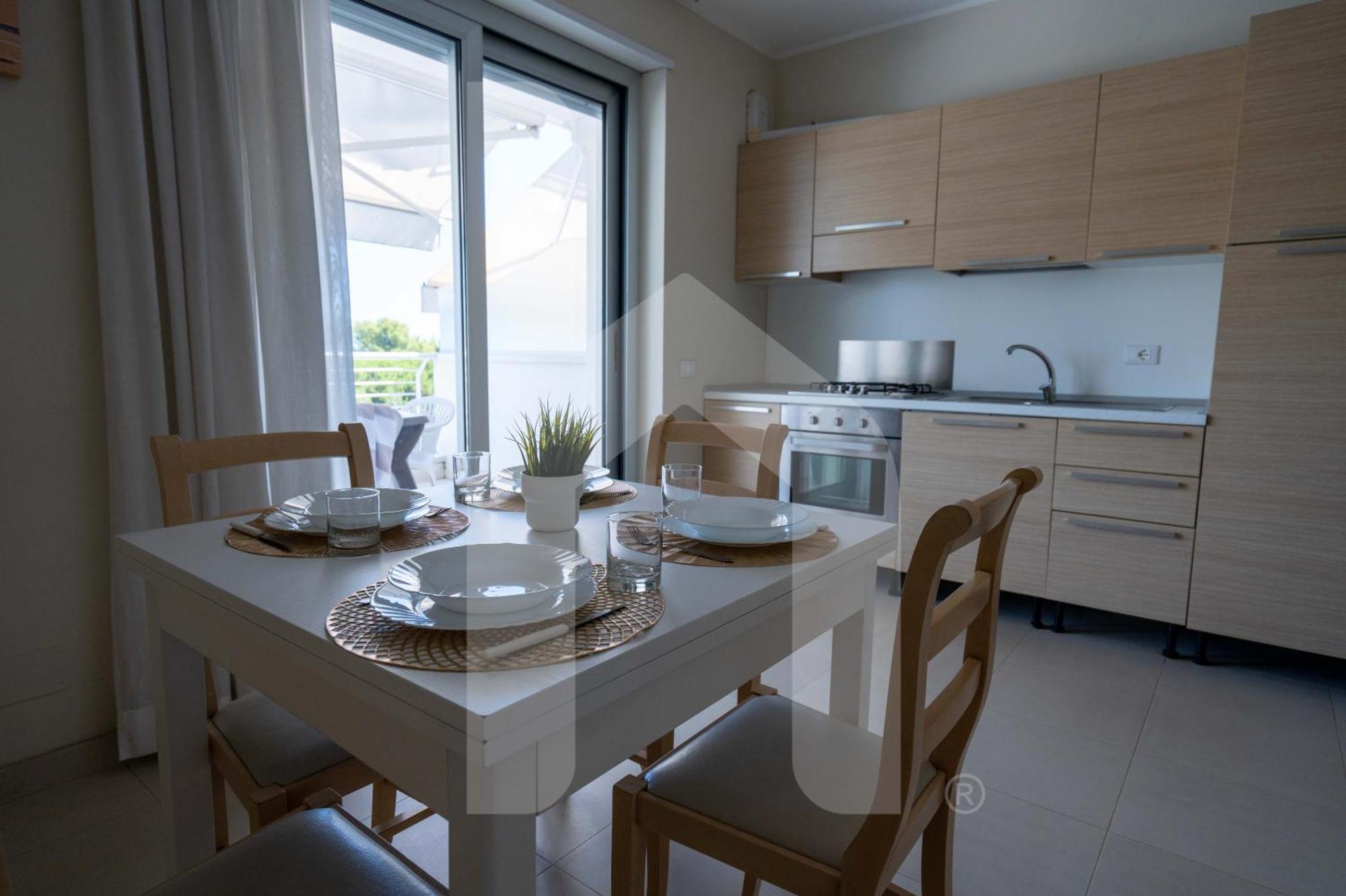 Homiday - Cerrano Park Resort Пинето Экстерьер фото